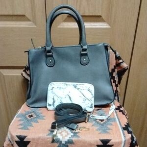 Bueno Gray Handbag/Satchel w/unbranded Wallet